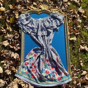 Off-the-shoulder flower embroidered dress